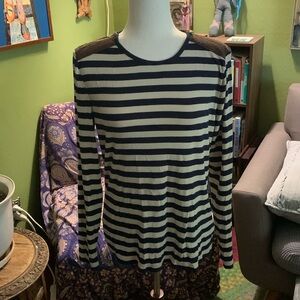 Like New Ralph Lauren Striped Shoulder Detail Sweater Size XL